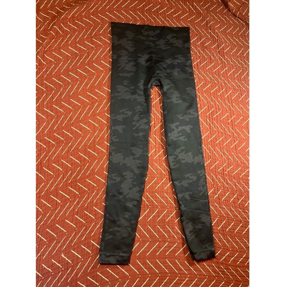 SPANX‎ Black Camo High Waisted Leggings Women's Small Look At Me Now